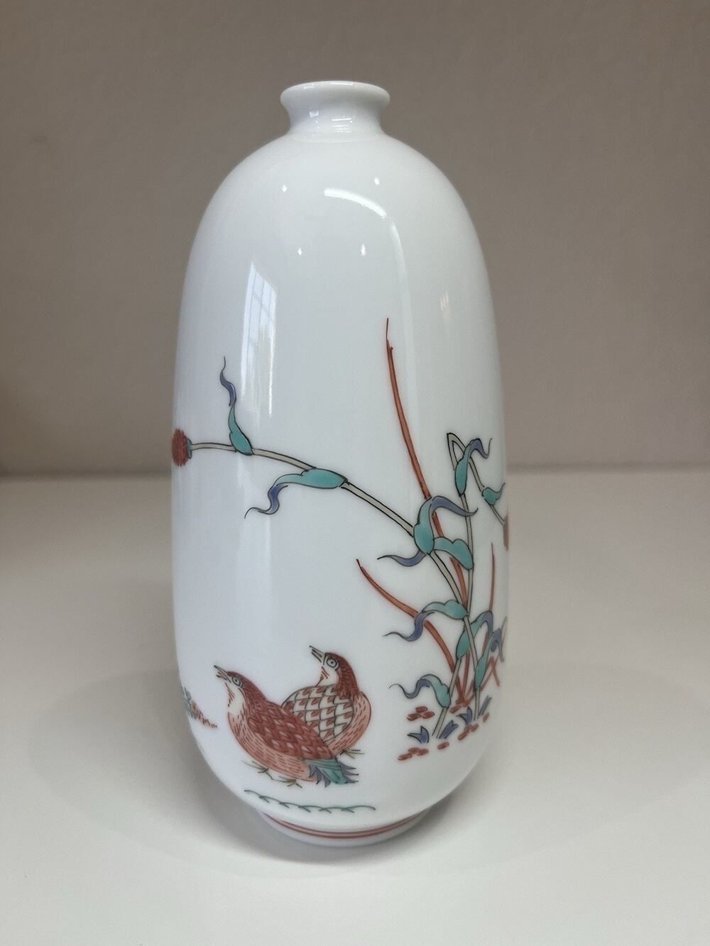 Japanese Arita Quail Flower vase 14th Kakiemon Sakaida signed National Treasure
